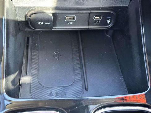 Used 2023 Kia Telluride EX w/ EX Captain's Chair Package AWD/4WD image 26