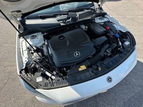 Used 2018 Mercedes-Benz GLA 250 image 31