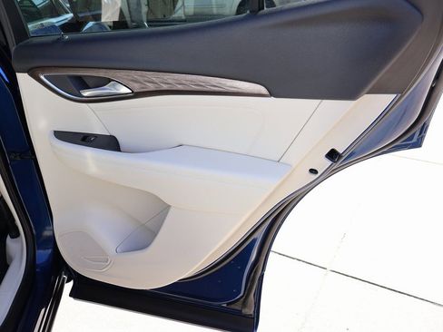 Certified 2023 Buick Envision Avenir image 13