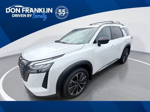 New 2026 Nissan Pathfinder Platinum AWD/4WD image 1