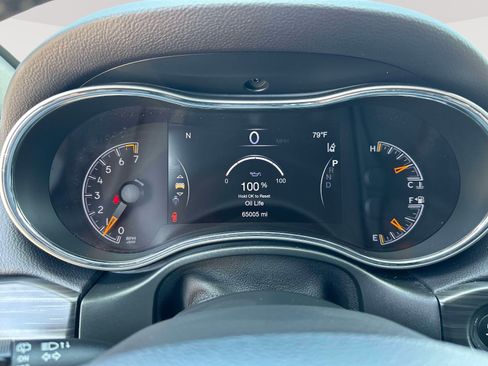 Used 2020 Jeep Grand Cherokee Altitude image 16