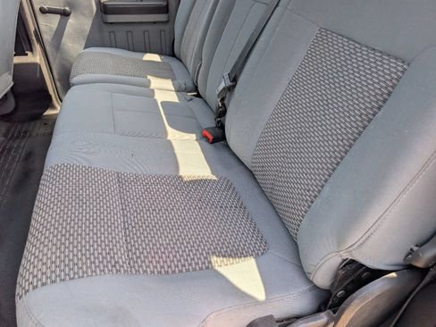 Used 2016 Ford F250 XL w/ XL Appearance Package AWD/4WD image 9