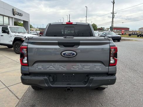 Used 2024 Ford Ranger Lariat w/ FX4 Off-Road Package AWD/4WD image 12