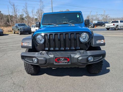 Used 2022 Jeep Wrangler Sport image 9