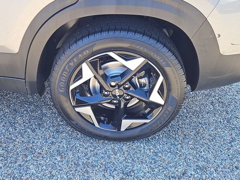 Used 2024 Kia Seltos EX AWD/4WD image 8