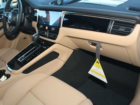 New 2026 Porsche Macan S image 26
