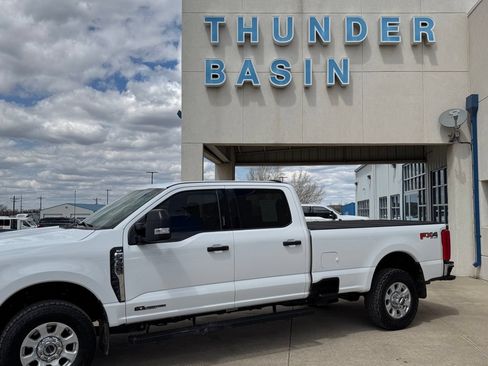 Used 2023 Ford F350 XLT w/ FX4 Off-Road Package AWD/4WD image 2