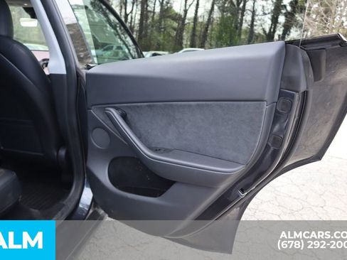 Used 2024 Tesla Model Y Long Range image 27