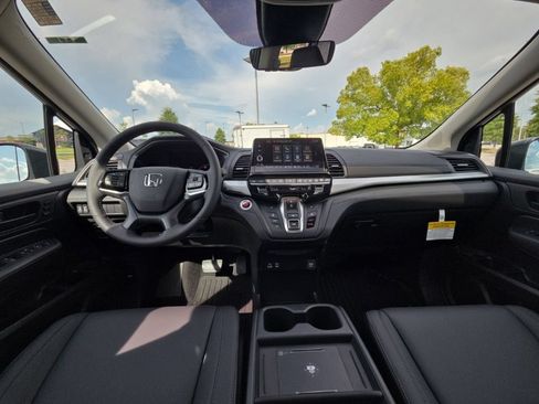 New 2026 Honda Odyssey EX-L image 14