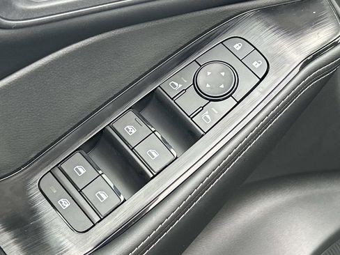 New 2026 Nissan Rogue SV FWD image 18