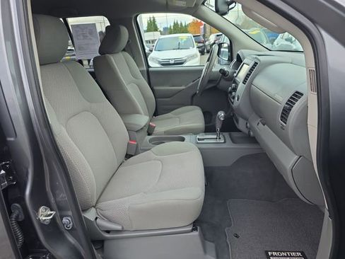 Used 2019 Nissan Frontier SV w/ Value Truck Package image 12