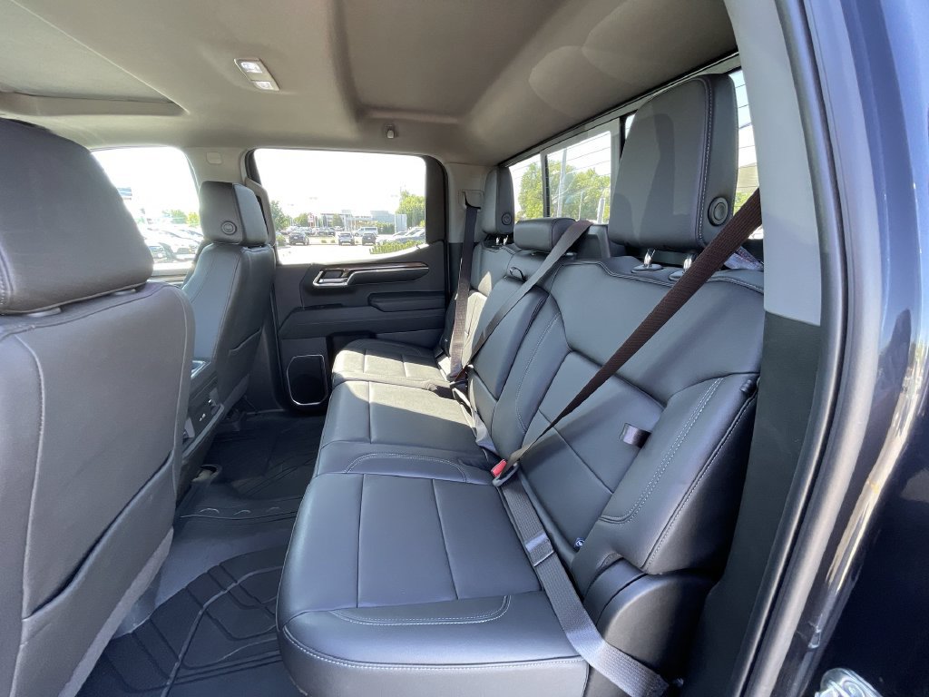 Used 2024 Chevrolet Silverado 1500 RST w/ Convenience Package II AWD/4WD image 41
