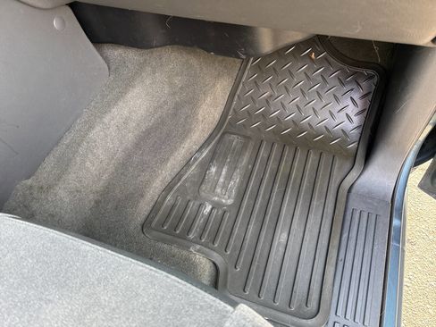 Used 2006 Chevrolet Silverado 1500 LT w/ Light Duty Power Package image 18