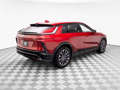 New 2026 Cadillac Lyriq Sport image 7