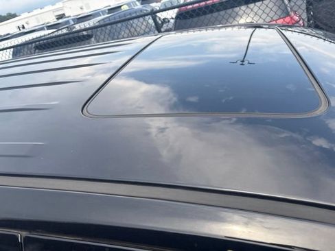 Used 2022 Dodge Durango R/T RWD image 5