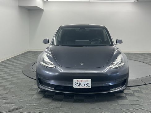 Used 2020 Tesla Model 3 Standard Range Plus image 5