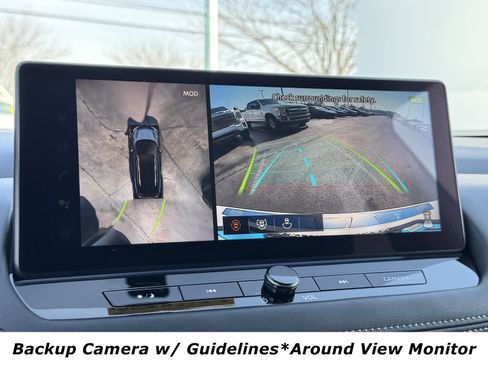 Used 2024 Nissan Rogue SL w/ SL Premium Package image 9