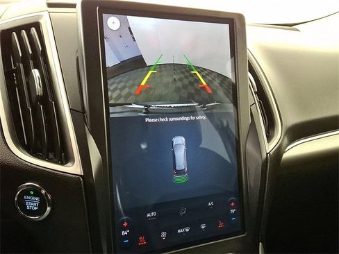 Used 2022 Ford Edge SEL w/ Convenience Package image 4