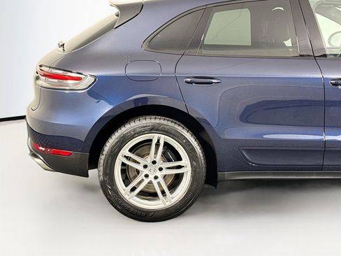 Used 2020 Porsche Macan AWD/4WD image 40