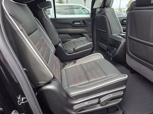 New 2026 GMC Yukon XL AT4 Ultimate w/ LPO, Illumination Package image 16