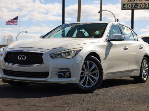 Used 2017 INFINITI Q50 2.0t image 1