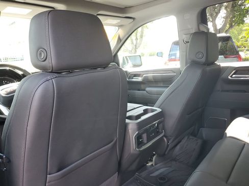 Certified 2024 GMC Sierra 1500 SLT w/ SLT Premium Plus Package AWD/4WD image 15