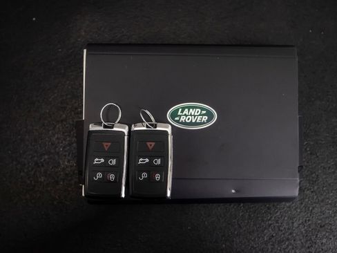 Used 2024 Land Rover Range Rover Long Wheelbase SE AWD/4WD image 48