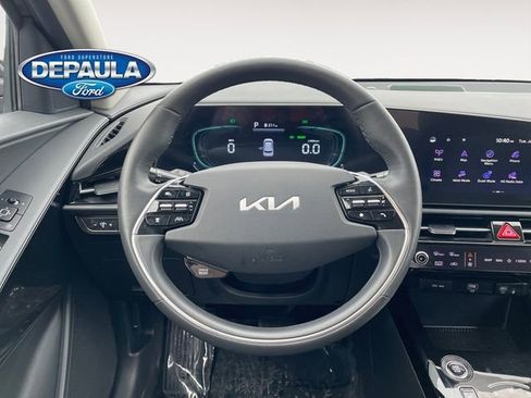 Used 2023 Kia Niro EX w/ EX Cold Weather Package image 15