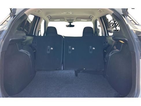 Used 2024 Nissan Kicks SV w/ Interior Electronics Package FWD image 11