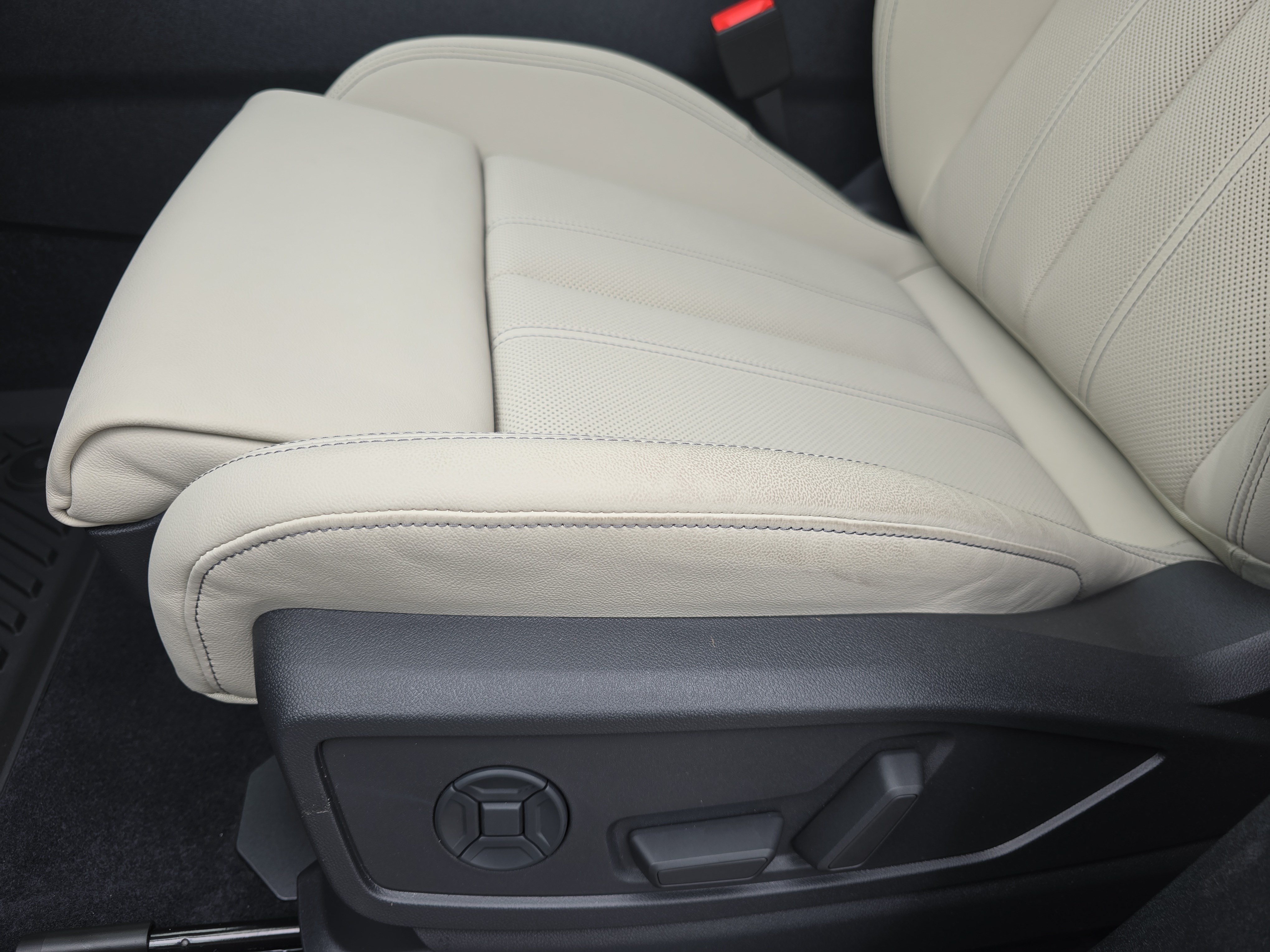 New 2026 Audi Q5 Premium Plus AWD/4WD image 28