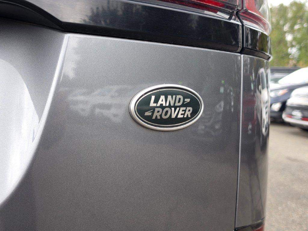 Used 2020 Land Rover Range Rover Velar R-Dynamic S AWD/4WD image 22