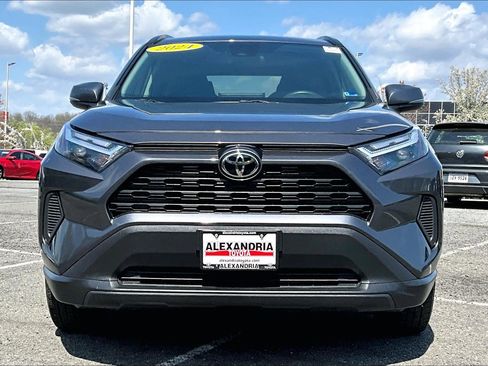 Used 2024 Toyota RAV4 XLE image 3