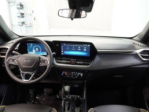 New 2026 Chevrolet TrailBlazer ACTIV w/ Driver Confidence Package FWD image 17
