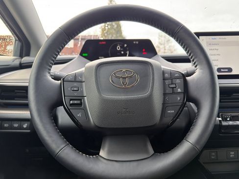 Used 2026 Toyota Prius XLE image 21