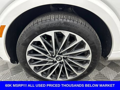 Certified 2026 Hyundai Palisade Calligraphy FWD image 13