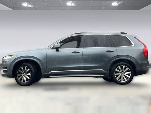 Used 2018 Volvo XC90 T6 Momentum w/ Convenience Package image 2