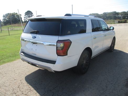 Used 2019 Ford Expedition Max Limited image 8