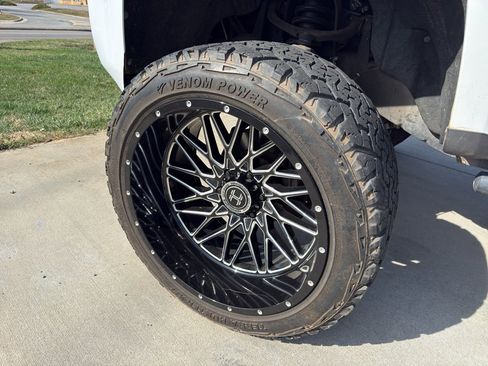 Used 2017 Chevrolet Colorado Z71 image 4