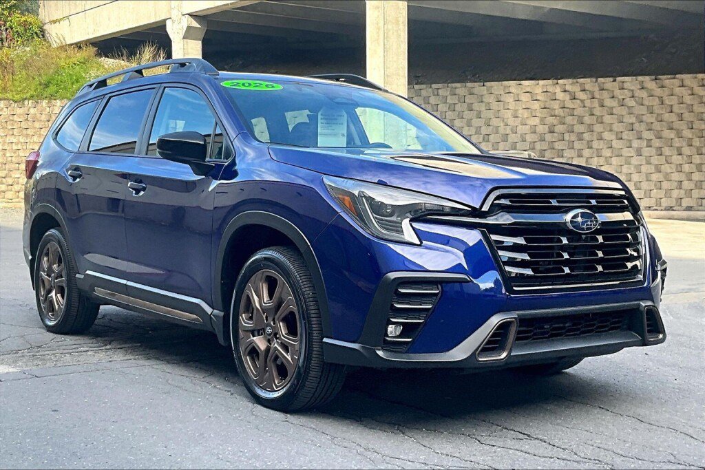 Certified 2026 Subaru Ascent Limited Bronze AWD/4WD image 19