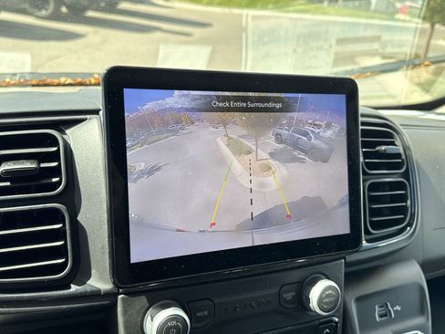 New 2025 RAM ProMaster Tradesman w/ Convenience Group image 25