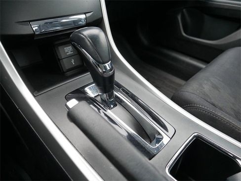 Used 2015 Honda Accord Sport image 31