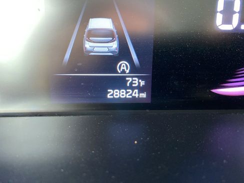 Used 2025 Kia Soul LX w/ LX Technology Package image 6