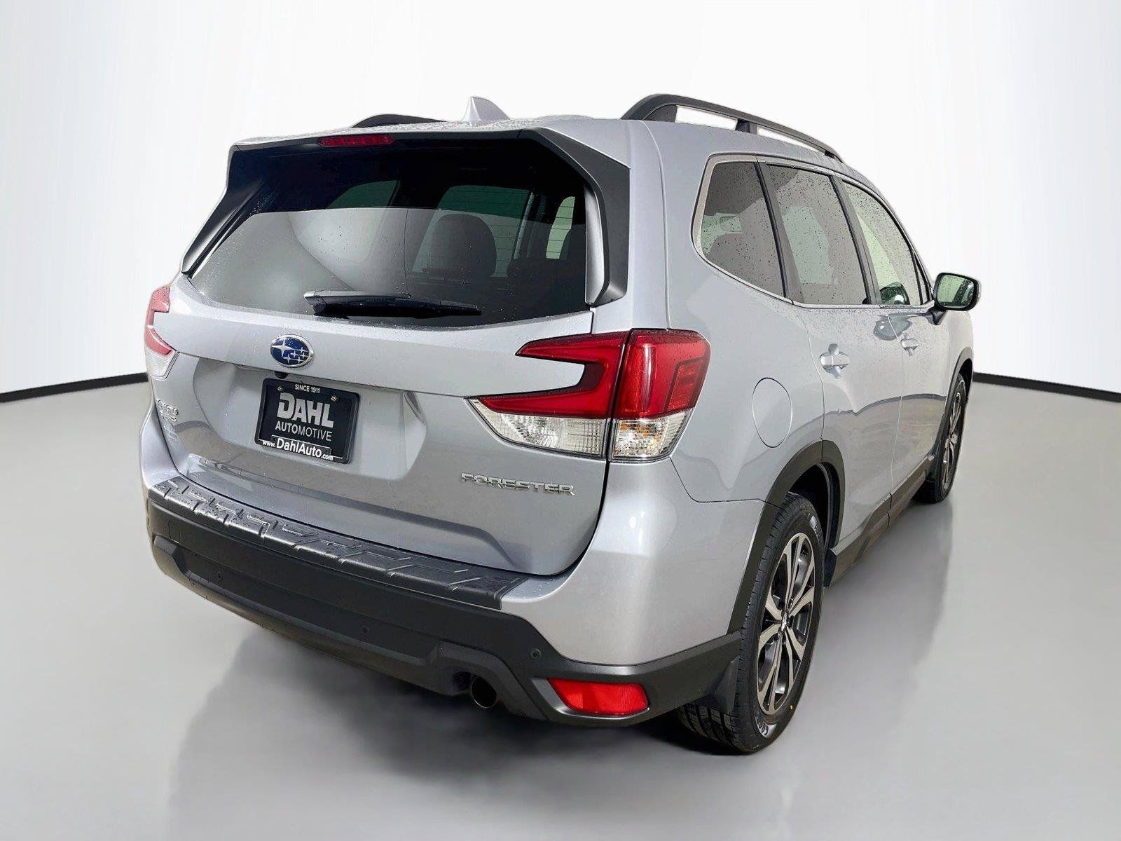 Used 2021 Subaru Forester Limited AWD/4WD image 13