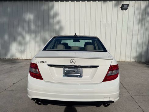 Used 2010 Mercedes-Benz C 350 Sport image 4