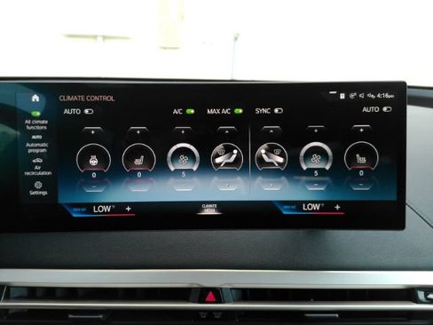 Used 2023 BMW iX xDrive50 AWD/4WD image 50