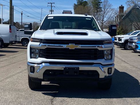 New 2026 Chevrolet Silverado 3500 LT w/ Convenience Package AWD/4WD image 7