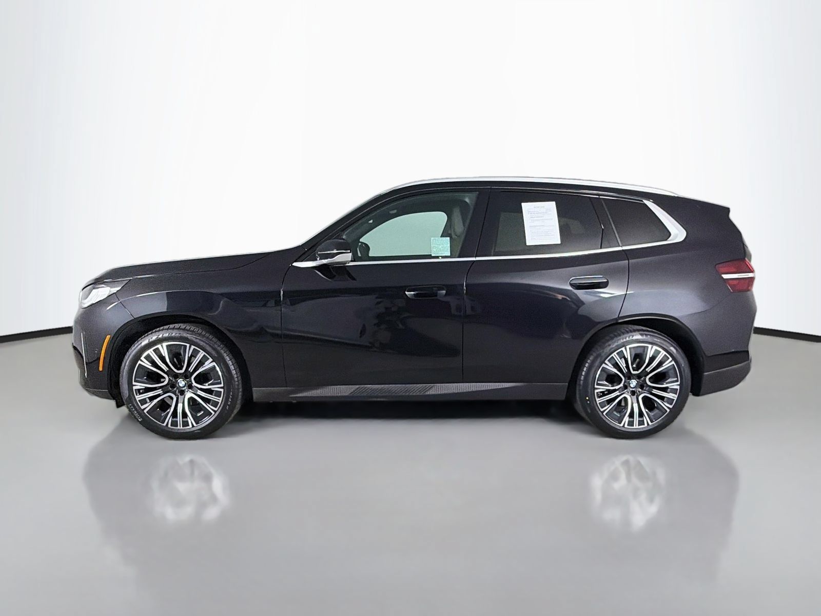 Certified 2025 BMW X3 xDrive30i w/ Convenience Package AWD/4WD image 4