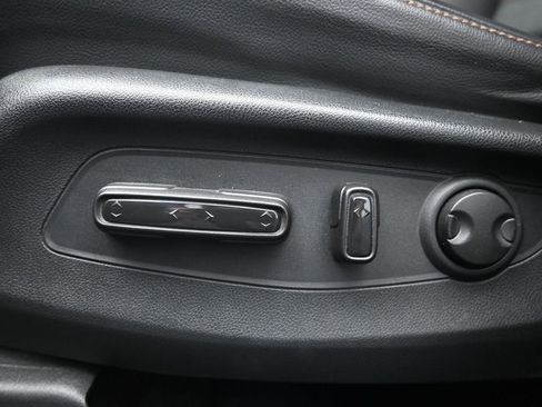 Used 2023 Honda CR-V Sport Touring image 11
