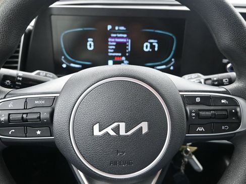 Certified 2024 Kia Sportage LX image 14