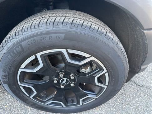 Used 2025 Ford Bronco Sport Outer Banks w/ Outer Banks Tech Package+ image 9